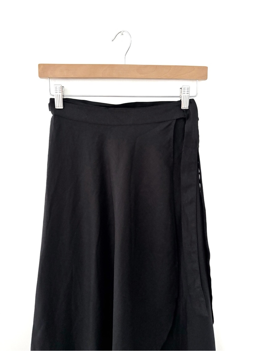 Wilfred | Eleta Wrap Midi Skirt Linen Lyocell Blend Black Size XS Aritzia - Picture 7 of 12